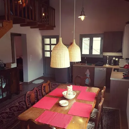 Holiday home Family House Near Arachova, Delphi
